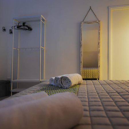 Essenza Suite Siracusa Con Jacuzzi Privata Syracuse Luaran gambar
