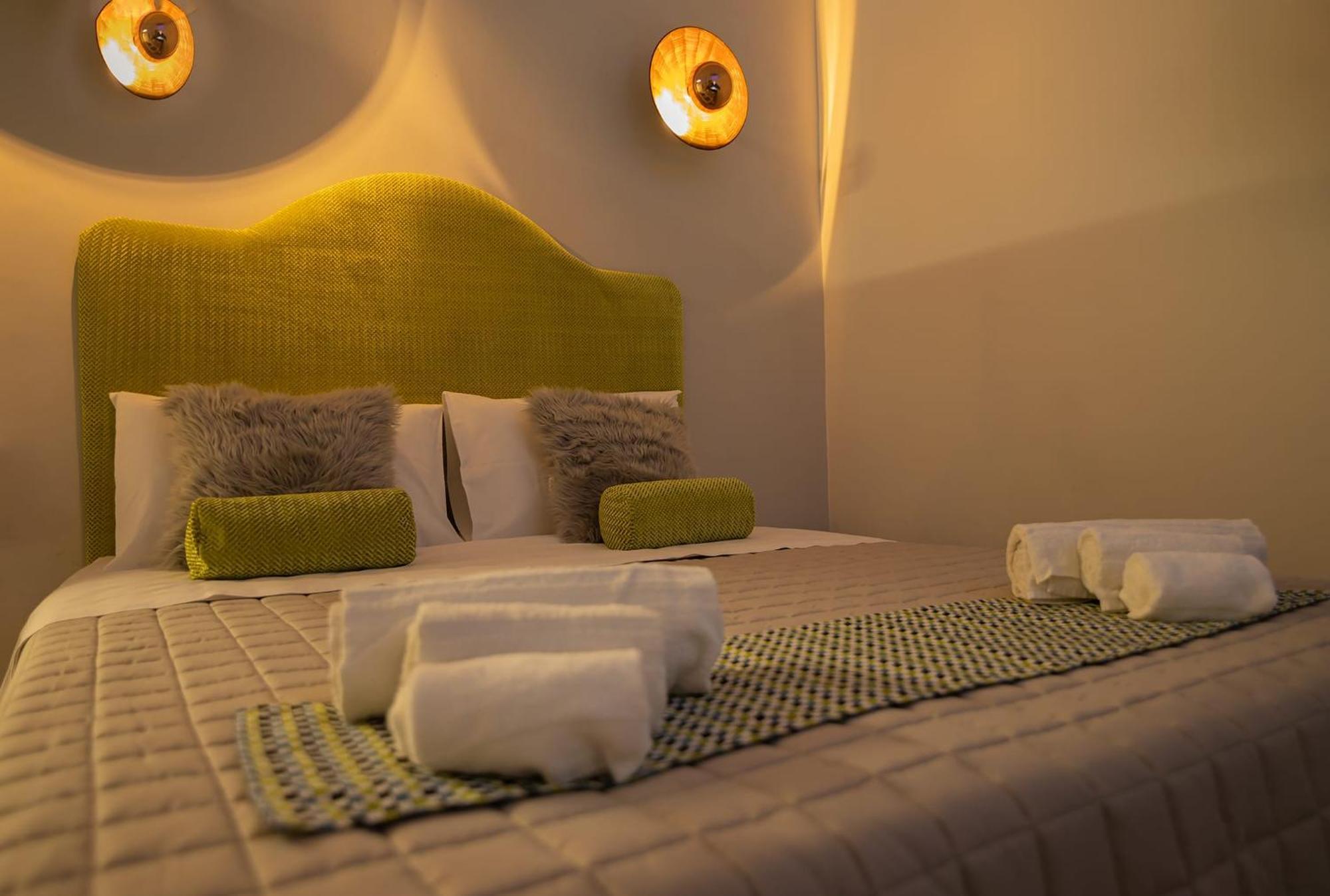 Essenza Suite Siracusa Con Jacuzzi Privata Syracuse Luaran gambar